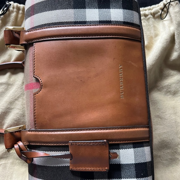 Burberry House Check Medium Alchester Bowling Bag Tan